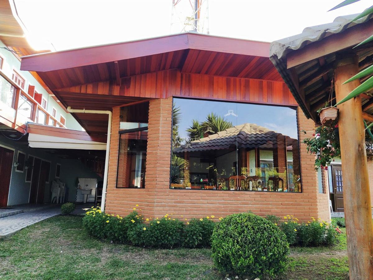 Pousada Araucaria Village Campos do Jordao Luaran gambar